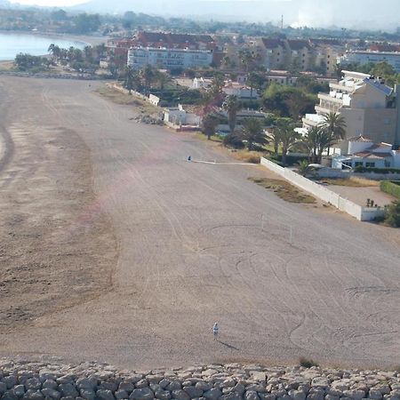 Apartamento Primera Linea De Mar Denia Bagian luar foto