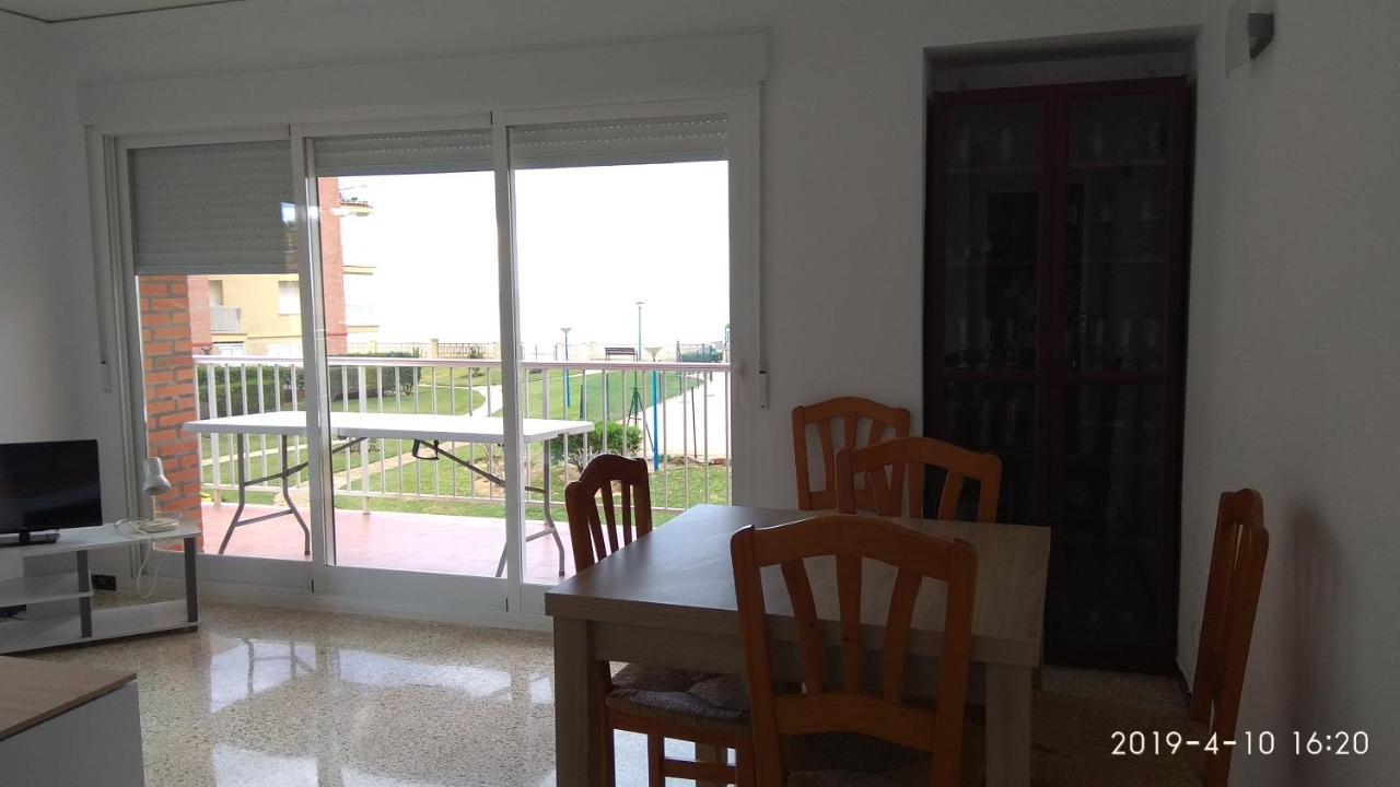 Apartamento Primera Linea De Mar Denia Bagian luar foto